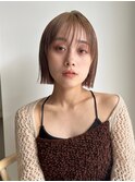 似合わせカット外ハネボブ小顔ホワイトグレージュイメチェン卵型