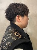 ツイストスパイラルパーマ　ミディアムヘア　ツーブロック