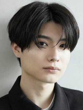 レタッチバイフィフス(RETOUCH by fifth) センターパートカルマヘアニュアンスパーマアップバング韓国