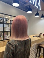 ミルクティーピンク × ぱつっとボブ