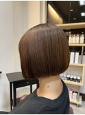 ぱつっとボブ