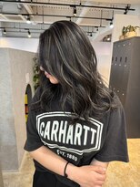 メリー オオサカ(Merly Osaka)&nbsp;馴染ませ暗髪ハイライト