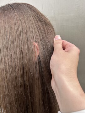 トテ(tote.) 透明感艶々ベージュ!