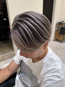 バース 梅田中崎町店(BIRTH) 50代40代白髪ぼかしシルバーメッシュバレイヤージュ