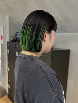 ニキータ(Nikiita) 〈伸びても気になりにくいプレイングカラー/ボブカット〉