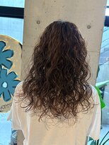 レジュアル(RESSUAL)&nbsp;ロング強めのスパイラルパーマ