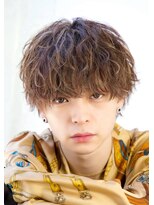アストラ(ASTRA)&nbsp;MEN’S HAIR/サーフカール/刈り上げセンターパート/札幌