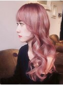 ピンクヘアーピンクベージュピンクミルクティー顔周りレイヤー