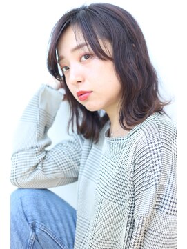 リコ ヘアアンドリラクゼーション(LICO HAIR&RELAXATION) ゆるウェーブなミディアムロブ