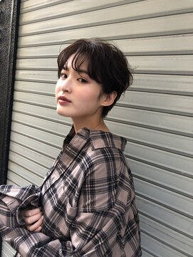 リラ バイ クオーレ(LIRA by CUORE) ハンサムショート