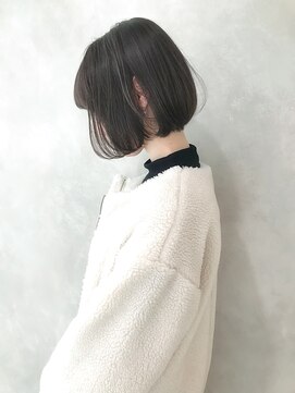 シキ 渋谷(siki) 【siki】首が綺麗に見えるボブ(原宿/表参道)