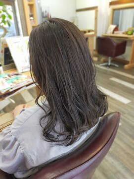 キュウヘアー(KYUU HAIR) セミロング×プラチナアッシュ