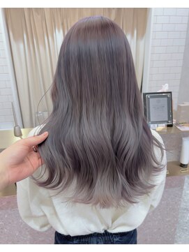 ロンド レア 天神大名店(Lond Le’a) ダブルカラー/インナーカラー/イヤリングカラー/ペールベージュ