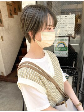 ノアーズアーク(NOAH'S ARK) ショートスタイル　オリーブベージュ　くびれショート