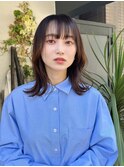 くびれミディ×ナチュラルシアーブラウン