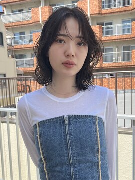 ベンジー 中目黒店(benji) レイヤーカットにゆるっとパーマ