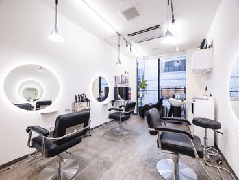 ブレス(BLESS)の写真/高い技術で、理想のスタイルを実現する'Men's Salon BLES'ゆったりとした時間をお過ごしください。