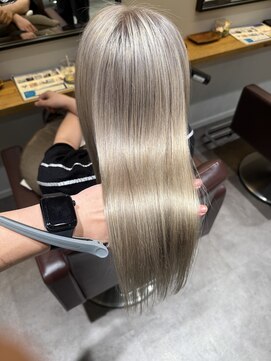 ブリーチ×髪質改善カラー