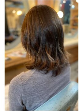 シークレットミラーズ(SECRET MIRRORS) モンブランベージュ×大人ミディアムボブ