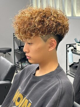 men's salon L-MARK 京都駅前【3月 NEW OPEN(予定)】 ダブルカラー/ツイストパーマ/スパイラルパーマ/men's