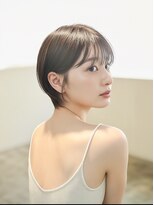 ナチュラル金山(NATURAL)&nbsp;地毛風グレージュ×耳掛けコンパクトショート