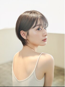 ナチュラル金山(NATURAL) 地毛風グレージュ×耳掛けコンパクトショート