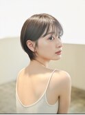 地毛風グレージュ×耳掛けコンパクトショート