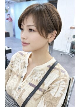 オウル(Owll) 【Owll】石田学史梅田刈り上げマッシュショート20代30代40代白髪