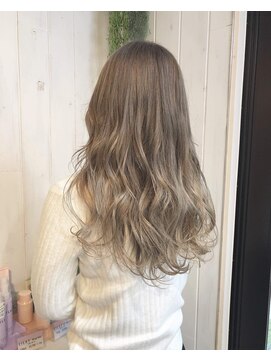 ネクストハラジュク(NEXT HARAJUKU) メルティーカラーフェミニンロング似合わせカット[原宿/表参道]