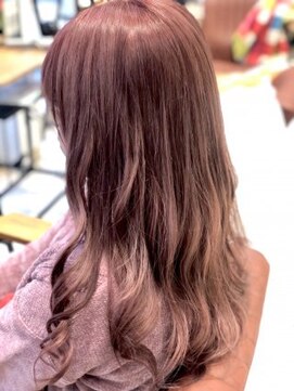 クアトログランシュ ひたちなか店(QUATRO×GranCieux) ピンクベージュ