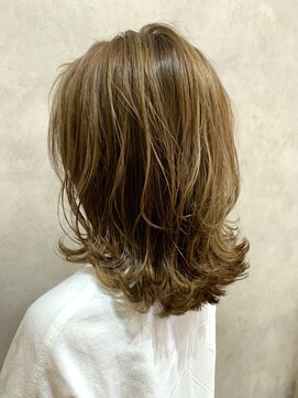 アフロート ショウナン(AFLOAT SHONAN) 人気の外ハネスタイル{湘南/藤沢}