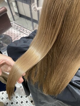 ルーヴル トータルビューティサロン 八木店(LOUVRE Total Beauty Salon) 【髪質改善ULTOWA】期間限定特別価格★ULTOWAトリートメント