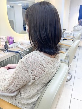 テトラ バイ ネオリーブ 横浜西口店(tetra by neolive) レイヤーボブで軽見え！