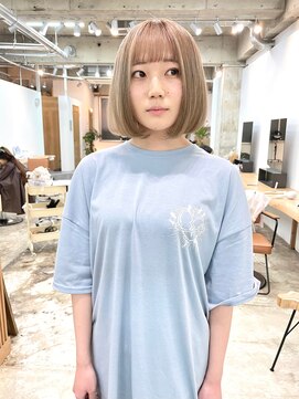 カシェル(cashel kishaba) ボブでベージュ