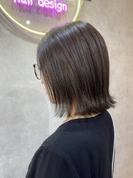 美容室 パドル(PADDLE) アッシュブラウン×切りっぱなしボブ