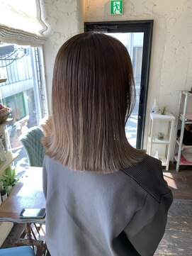 オーパスアミカ(OPUS AMICA) 切りっぱなし×アッシュベージュ
