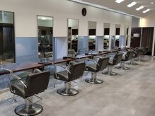 ヘアーメイク ジール 犬山本店(Hair Make Zeal)