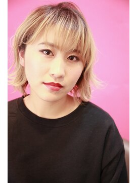 ヘアアンドメイク ビス イオンモール八幡東店(Bis!) 【Bis!八幡東】ハイトーンボブ2