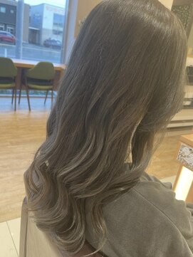 ルミナスビューティーケア(Luminous beauty care) ベージュカラー