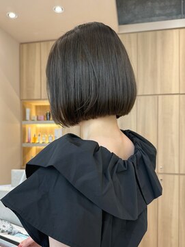 ウェイズトウキョウ 新宿店(Ways TOKYO) ぷつっと内巻きボブ×ココアグレージュ