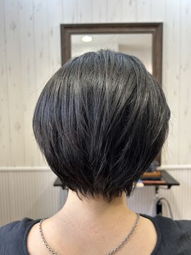 ライムヘアービューティフィー(Lime hair beautify) くびれ耳かけショート【、30代、40代、50代、花園、円町、太秦】