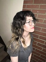 マエストロ(Maestro)&nbsp;☆☆ロングウルフのオン眉くりくりパーマ