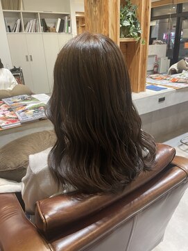 アドラーブル 駅南店(adorable) 20代30代40代イルミナカラー透明感ナチュラル