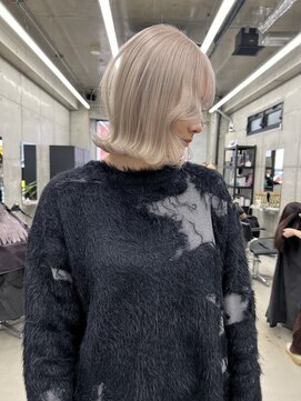 リノート バイ エゴル 名古屋(LINOET by ENGOL) 【LINOET 名古屋】佐藤まいら　ホワイトベージュ