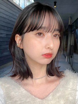 ガーデンヨコハマ(GARDEN YOKOHAMA) セミディシアーカラー切りっぱなしロブワイドバングワンカール