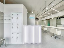 レプリカ 戸塚(Replica)