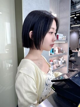 リラス 博多(rilas) ミニボブ　暗髪　ショート　ボブ