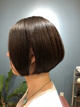 ヘアーデザイン イロ(hair design ILO)