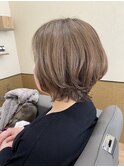 ショートボブ
