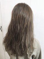 オロ(ORO) 【ORO】癖毛風、無造作ハイライトベージュ 浅見